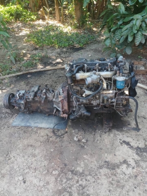 ขายเครื่องพร้อมเกียร 115แรง 4bd1