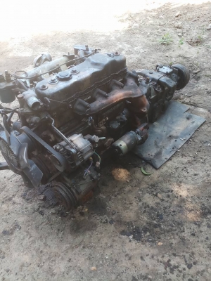 ขายเครื่องพร้อมเกียร 115แรง 4bd1