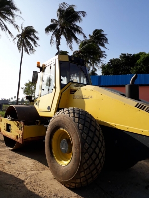 ขาย รถบดถนน BomagBW211D ปี2008 /ชม.4800