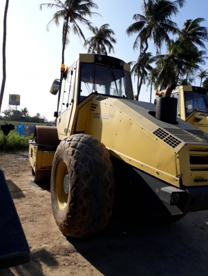 ขาย รถบดถนน BomagBW211D ปี2008 /ชม.4800