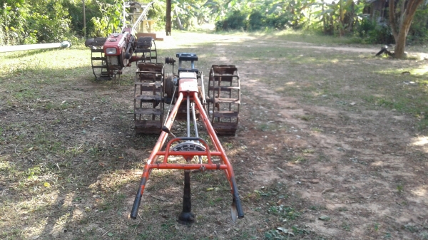 ขายด่วนครับ ช้างเหล็กพอได้ทุนคืนผมแกเครื่องไปแล้วใช้ได้ทุกเกียร์085-0177471 ขายด่วนครับ ช้างเหล็กพอได้ทุนคืนผมแกเครื่องไปแล้วใช้ได้ทุกเกียร์085-0177471