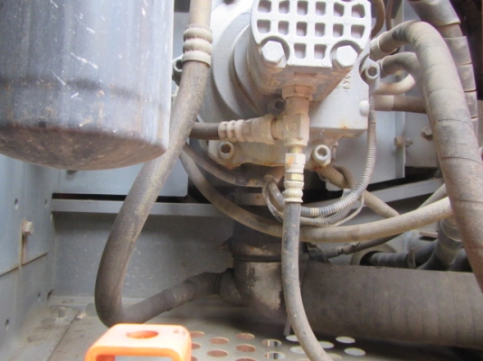 ขายรถขุดนำเข้าจากประเทศญี่ปุ่น hitachi zx120 ถึงไทยเร็วๆนี้ สนใจติดต่อสอบถาม 092-3309229 อีด