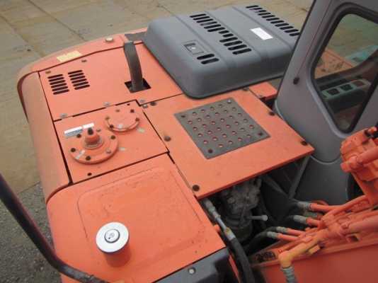 ขายรถขุดนำเข้าจากประเทศญี่ปุ่น hitachi zx120 ถึงไทยเร็วๆนี้ สนใจติดต่อสอบถาม 092-3309229 อีด