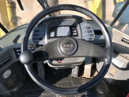 ขายรถตักล้อยาง KOMATSU WA300-3 รถนอกนำเข้าเองจากญี่ปุ่น สภาพสวยพร้อมใช้งาน มีVDOการทำงานครับ ขายรถตักล้อยาง KOMATSU WA300-3 รถนอกนำเข้าเองจากญี่ปุ่น สภาพสวยพร้อมใช้งาน มีVDOการทำงานครับ