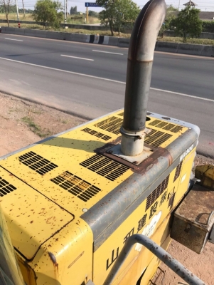 ขายรถตักล้อยาง KOMATSU WA300-3 รถนอกนำเข้าเองจากญี่ปุ่น สภาพสวยพร้อมใช้งาน มีVDOการทำงานครับ ขายรถตักล้อยาง KOMATSU WA300-3 รถนอกนำเข้าเองจากญี่ปุ่น สภาพสวยพร้อมใช้งาน มีVDOการทำงานครับ