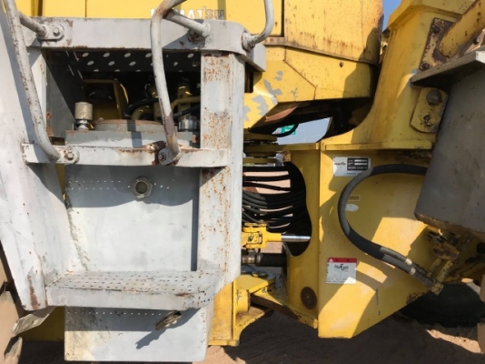 ขายรถตักล้อยาง KOMATSU WA300-3 รถนอกนำเข้าเองจากญี่ปุ่น สภาพสวยพร้อมใช้งาน มีVDOการทำงานครับ ขายรถตักล้อยาง KOMATSU WA300-3 รถนอกนำเข้าเองจากญี่ปุ่น สภาพสวยพร้อมใช้งาน มีVDOการทำงานครับ