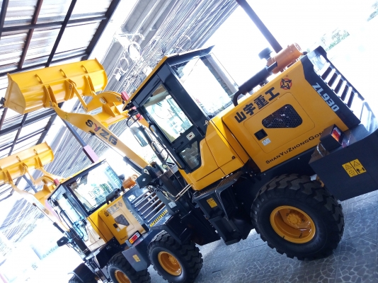 ล้อตักล้อยาง Shanyu ***ของใหม่มือหนึ่ง*** 399,000 ยอดขายอันดับหนึ่งในจีน คุ้มทุนการใช้งาน คุณภาพดี ราคาถูก มีอะไหล่ครบทุกชิ้นส่วน รับประกัน 1 ปี สามารถเปลี่ยนอุปกรณ์เสริมได้หลากหลาย หนีบ ยก ดัน รุ่น ZL930