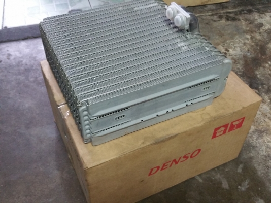 ขายตู้แอร์ คอยล์เย็น เดนโซ รถยนต์ โตโยต้า โคโรล่า สามห่วง และ โคโรน่า ท้ายโด่ง ขายยกชุดถูกๆชุดละ 1,200บาท