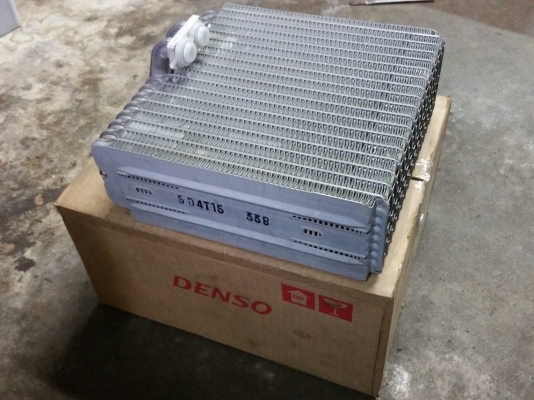 ขายตู้แอร์ คอยล์เย็น เดนโซ รถยนต์ โตโยต้า โคโรล่า สามห่วง และ โคโรน่า ท้ายโด่ง ขายยกชุดถูกๆชุดละ 1,200บาท