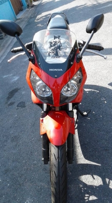 ขาย Honda CBR 150 R ปี 50 เครื่องดีเดิมๆ ไม่หลวม ไม่ควัน ไม่ดัง (รถไม่เคยคว้านหรือเปลี่ยนก้านสูบ ) ภ