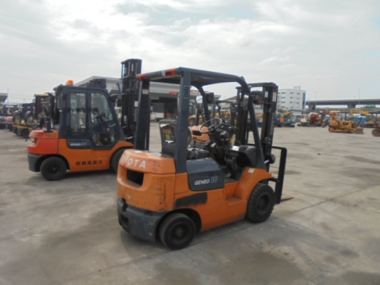 รถยกToyota fg 15-7สภาพดีเก่าญี่ปุ่น มีใบอินวอยไม่เคยใช้ในไทย