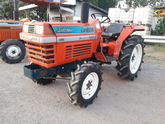 ขายรถไถน้อยราคาถูถ L245 สองเพลา สภาพเดิมๆ