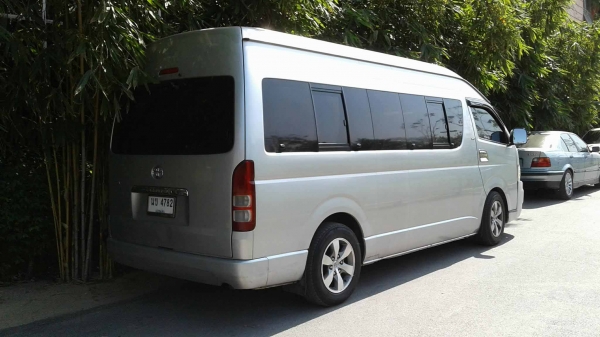 Toyota COMMUTER 2009