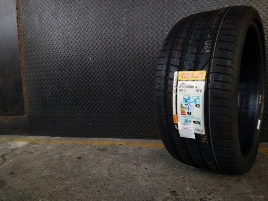 PIRELLI P ZERO R01 275/30ZR20 เส้นละ 15,000 บาท
