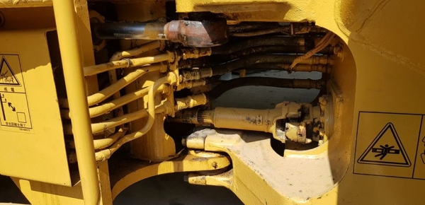 รถตัก CATERPILLAR 910 รถตัก CATERPILLAR 910