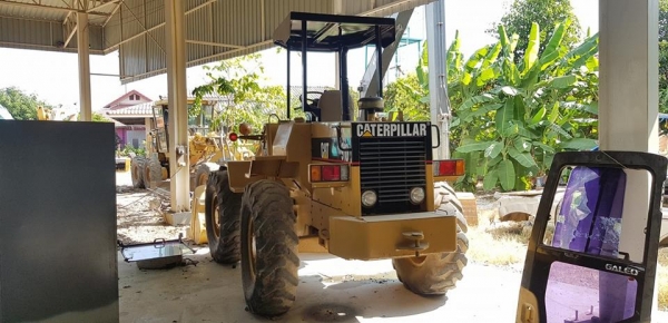 รถตัก CATERPILLAR 910 รถตัก CATERPILLAR 910