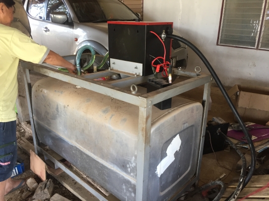 ขายถังนำ้มันแบบมีหัวจ่าย 630ลิตร ถังเก่าแต่หัวจ่ายใหม่ ขายถังนำ้มันแบบมีหัวจ่าย 630ลิตร ถังเก่าแต่หัวจ่ายใหม่