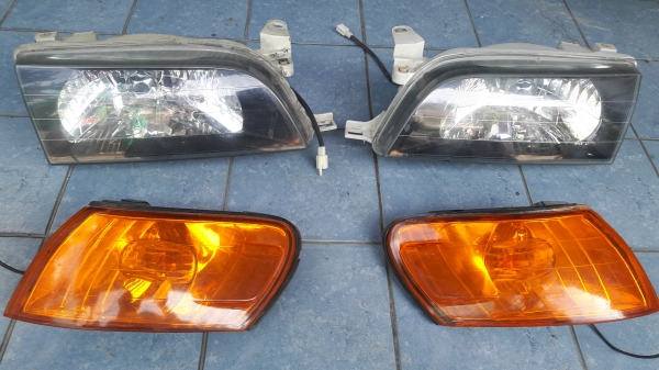 ขายโคมดำมุมส้ม ae100