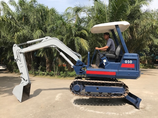 ขายแบคโฮ KUBOTA KX30 คอนโทลดี ปั้มแรง แน่นๆ สวยเดิมจากญี่ปุ่น100\% ทำงานสมบูรณ์ทุกระบบ รับรองไม่ผิดหวัง 235,000 เท่านั้น!!
