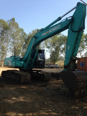 ขาย KOBELCO รุ่น 8 YN11 สนใจติดต่อ 0801131119 ขาย KOBELCO รุ่น 8 YN11 สนใจติดต่อ 0801131119