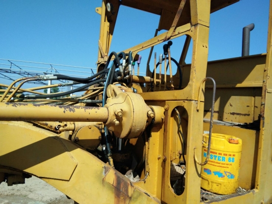 ขายด่วนรถเกรดแกเลียน 104B รถสวยใช้งานอยู่ทุกวัน