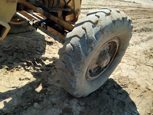 ขายด่วนรถเกรดแกเลียน 104B รถสวยใช้งานอยู่ทุกวัน