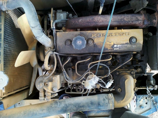 ขายรถขุดแบ็คโค PC60-5 KOMATSU เครื่องเดิมสภาพใช้งานประจำ