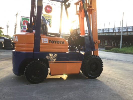 ขาย โตโยต้า รุ่น 5 เบนซิล 1.5 ตัน เสา 3 เมตร
