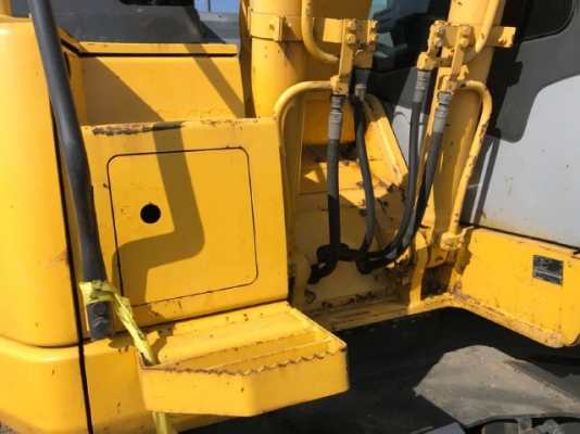 ขายรถแบคโฮ KOMATSU PC138US-2E1 ใบมีดดัน มีลายหัวกระแทก นำเข้าเองจากญี่ปุ่น สภาพสวยพร้อมใช้ มีVDOครับ ขายรถแบคโฮ KOMATSU PC138US-2E1 ใบมีดดัน มีลายหัวกระแทก นำเข้าเองจากญี่ปุ่น สภาพสวยพร้อมใช้ มีVDOครับ