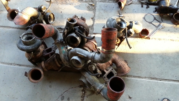 ขาย เทอร์โบ holset hy35 เก่านอกแท้ ลูกละ 12,000