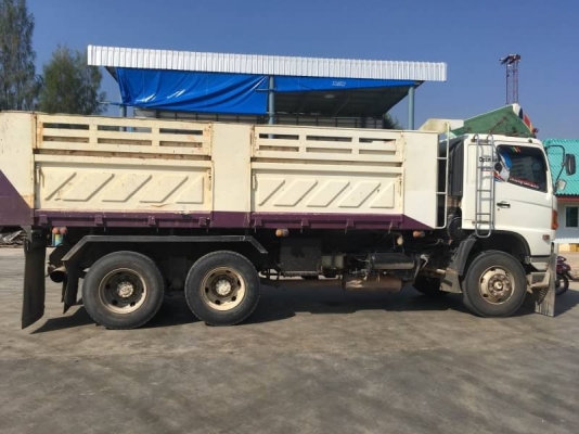 Hino 320 แรง ปี 49 Hi-Torque แม่เดี่ยวดั้มพ์สามมิตร มีระบบลาก เดิมๆบางๆ พร้อมใช้งาน ทะเบียนพร้อม Hino 320 แรง ปี 49 Hi-Torque แม่เดี่ยวดั้มพ์สามมิตร มีระบบลาก เดิมๆบางๆ พร้อมใช้งาน ทะเบียนพร้อม