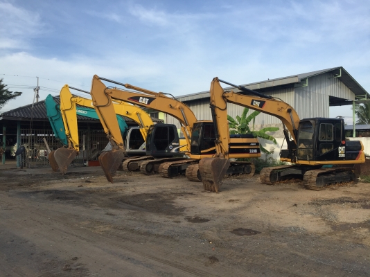 ให้เช่ารถแมคโคร cat 312-320 sk120-200 รายวัน-รายเดือน สนใจติดต่อได้ที่ 802719535. คุณเบียร์