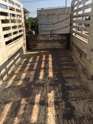 HINO S500 เครื่อง 344 แรง กลางปี 56 กระบะสามมิตรไม่ดั้มพ์ ท่อเอส ท้องอ่างมิเนียม ยางดีเรเดียล กระบะสามมิตรไม่ดั้มพ์ ใส่ของได้ 32.5ตัน สภาพรถเดิมๆ ทะเบียนพร้อม