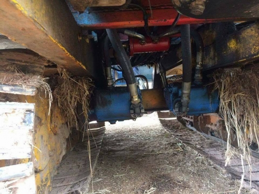 ขายรถเกี่ยวข้าว เกษตรพัฒนาปี53เครื่อง260Jo8c ปั๊ม23ช่วงล่าง12โรงงาน