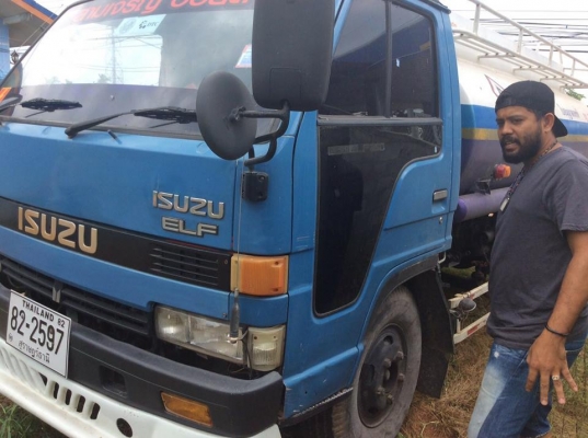 ขาย6ล้อน้ำมันอีซูซุ115แรง 5พันลิตรแชชซีสวยทะเบียนเต็ม