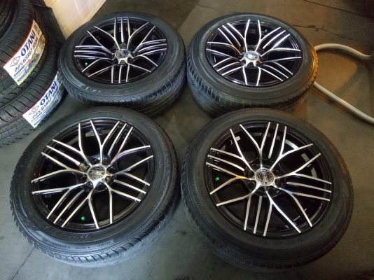 ขายล้อ B-55 ขอบ15 4รู100 พร้อมยาง DUNLOP LM704 195-55-15 ปี13 ดอกหนาจัด สภาพสวย ชุดละ 8,500 บาท