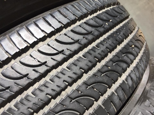 ขายยาง YOKOHAMA GEOLANDAR SUV 205-70-15 ปลายปี15 ดอกหนาจัด ไม่มีปะ ไม่มีตำหนิ ชุดละ 5,500 บาท ขายยาง YOKOHAMA GEOLANDAR SUV 205-70-15 ปลายปี15 ดอกหนาจัด ไม่มีปะ ไม่มีตำหนิ ชุดละ 5,500 บาท