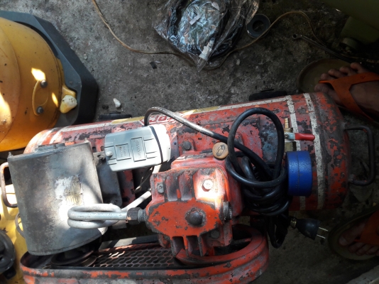 ขาย !! ปั้มลม.ยี่ห้อCY.ขนาด36ลิตร.สภาพเดิมพร้อมใช้งาน