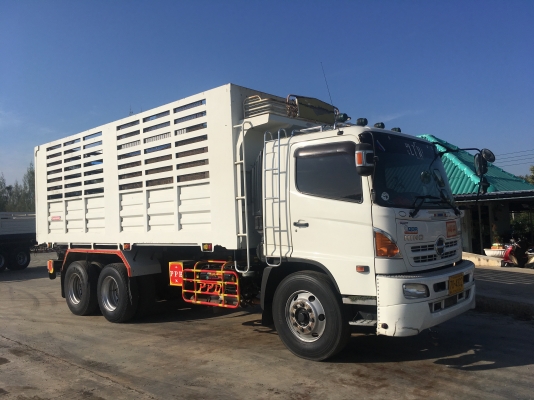 ขายด่วนFM8J 251 ปี57 วิ่งน้อย115000โล ดั้มมีระบบลาก สภาพสวยสดเดิมบาง