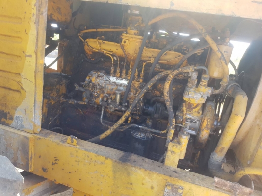 ขายรถตักล้อยาง JH63 รถใช้งานครับ