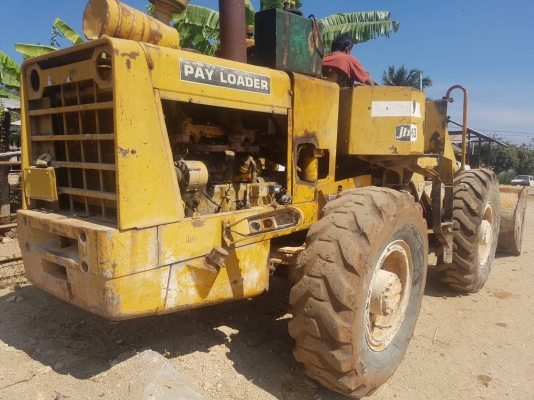 ขายรถตักล้อยาง JH63 รถใช้งานครับ