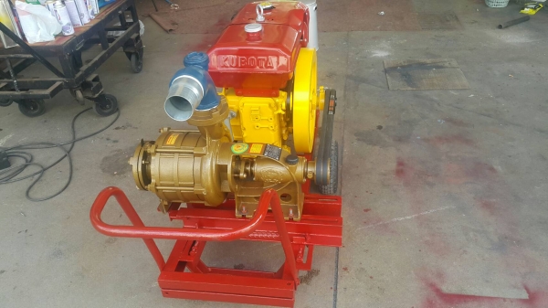 เครื่องสูบนํ้าKUBOTA ER-100N  15 ps เครื่องแน่นมาก