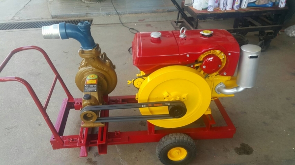 เครื่องสูบนํ้าKUBOTA ER-100N  15 ps เครื่องแน่นมาก