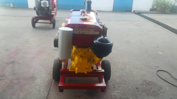 เครื่องสูบนํ้าKUBOTA ER-100N  15 ps เครื่องแน่นมาก