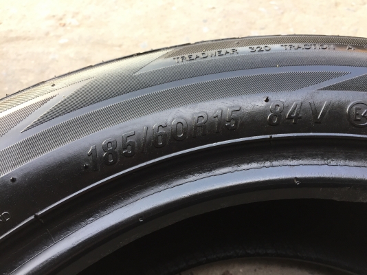 ยาง MAXXIS 185-60-15 ปี 15 ครบชุด 4 เส้น 2300 สภาพสวยๆไม่มีปะไม่บวมไม่กินข้าง ดอกยางเหลือเยอะเอาไปวิ ยาง MAXXIS 185-60-15 ปี 15 ครบชุด 4 เส้น 2300 สภาพสวยๆไม่มีปะไม่บวมไม่กินข้าง ดอกยางเหลือเยอะเอาไปวิ