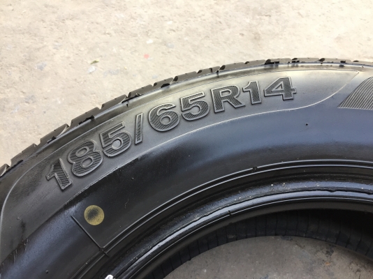 ยาง Firestone 185-65-14 ปี 16 ครบชุด 4 เส้น 2500 สภาพสวยๆไม่บวมไม่กินข้าง ดอกยางเหลือเยอะเอาไปวิ่งกั ยาง Firestone 185-65-14 ปี 16 ครบชุด 4 เส้น 2500 สภาพสวยๆไม่บวมไม่กินข้าง ดอกยางเหลือเยอะเอาไปวิ่งกั