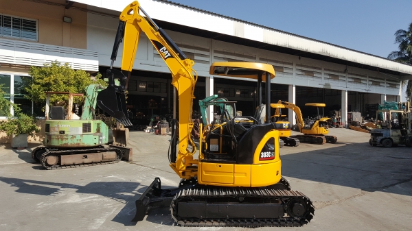 ขาย รถขุด CATERPILLAR  รุ่น 303C CR มือสองญี่ปุ่น แทรกเหล็ก สลัก บูทเอวแน่น 100\% สวยพร้อมใช้งาน มือถือ 0818753444