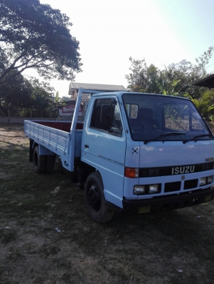 ISUZU 110 แรงม้า ปี 32 รถห้างแท้ ISUZU 110 แรงม้า ปี 32 รถห้างแท้