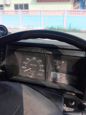 ISUZU 110 แรงม้า ปี 32 รถห้างแท้ ISUZU 110 แรงม้า ปี 32 รถห้างแท้