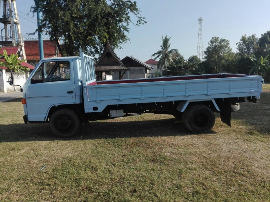 ISUZU 110 แรงม้า ปี 32 รถห้างแท้ ISUZU 110 แรงม้า ปี 32 รถห้างแท้